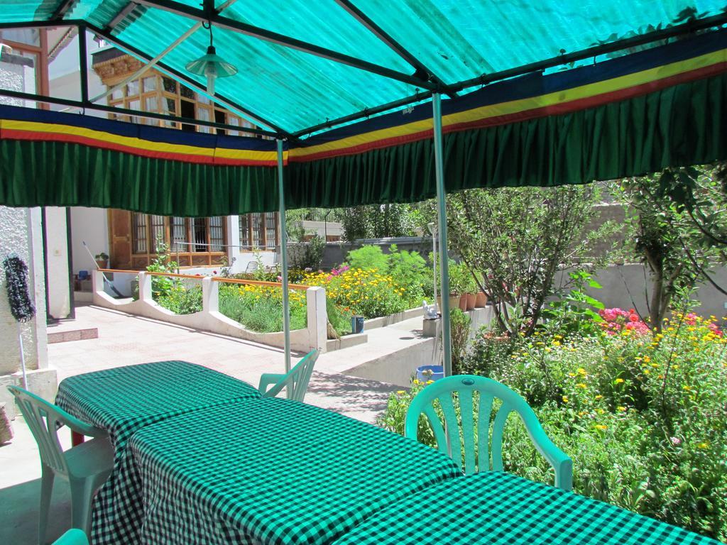 Ashoka Ladakh Hotel Leh Eksteriør billede